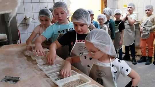 Lekcja w mące. Rzemieślnicy pokazują jak pracują