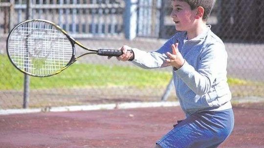 Lekcje tenisa ziemnego na wuefie? Szkoły mogą włączać się do akcji