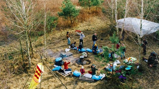 Leśna Baza pod Lublinem. Trochę natury i dzieci są szczęśliwe