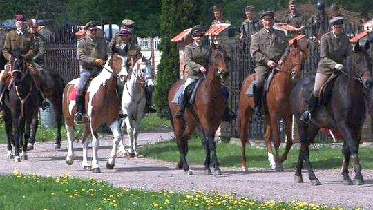 Leśna Podlaska: Odtwarzają kawaleryjskie tradycje na Podlasiu