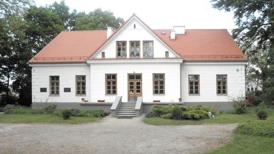 Letnie zajęcia w MDK w Puławach skonfliktowały rodziców