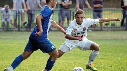 Lewart ciągle płaci frycowe