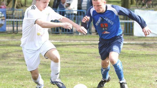 Lewart Lubartów - Ruch Ryki 5:0. Mitaszka wyrasta na lidera