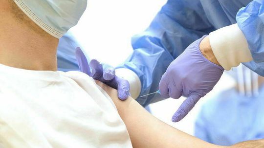 Lewica chce szybkich prac nad projekt ws. obowiązku szczepień