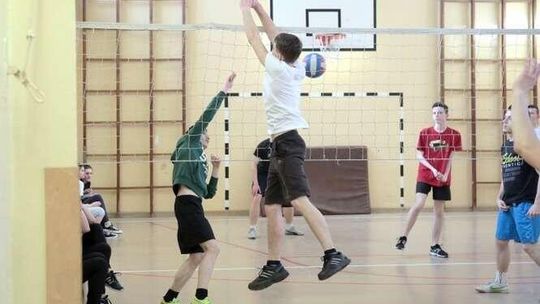Licealiści z 3 LO będą chodzić na wf w sali gimnastycznej przy Podwalu