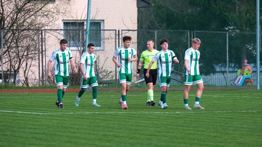 Lider zwiększa przewagę, a Olimpiakos pnie się w tabeli. Wyniki Macron zamojskiej klasy okręgowej