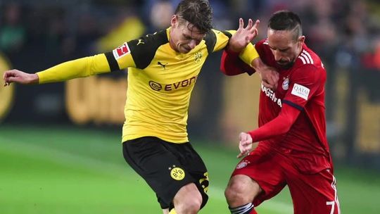 Liga Mistrzów. Gdzie oglądać rewanżowe mecze 1/8 finału? Transmisja w TV i internecie