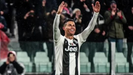 Liga Mistrzów. Juventus gra dalej, Ronaldo bohaterem!