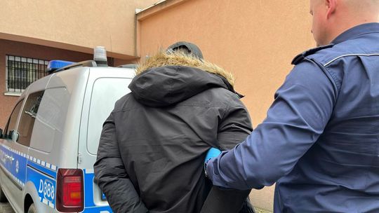 List gończy, nakazy doprowadzenia. Mieszkaniec Łodzi wpadł w Puławach