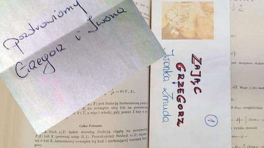 List miłosny znaleziony po latach w książce. Piękny finał poszukiwań zakochanych
