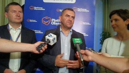 Listy PO do Sejmu: "Jedynki" dla Muchy i Grada. Karpiński drugi w Lublinie (wideo)