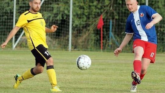 LKS Wierzchowiska – Orły Kazimierz 2:4. Stadion jest, brak punktów