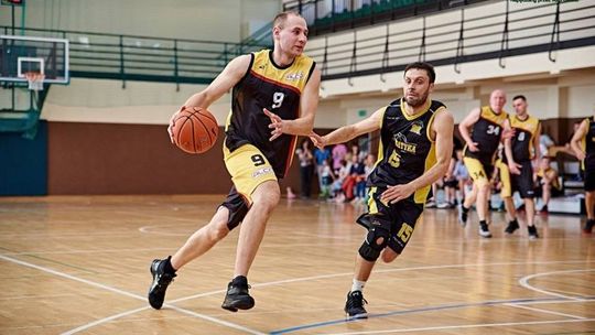 LNBA. Rywalizacja wkroczyła w fazę półfinałów