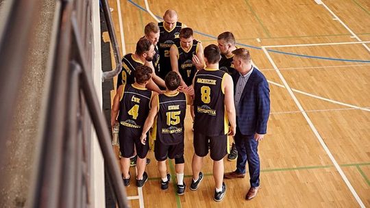 LNBA: Trwa walka na górze