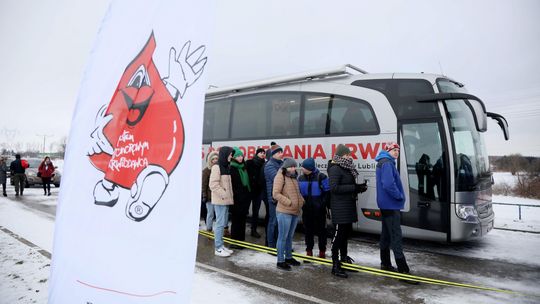 Lodowata krew z gorących serc. Zimnolubni oddali krew 