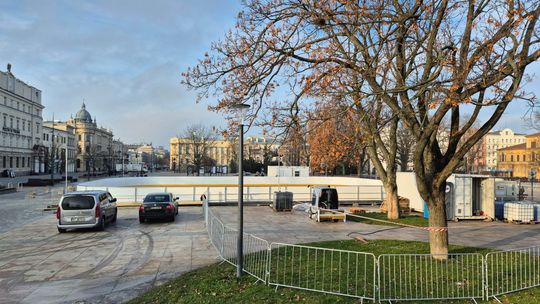 Lodowisko na placu Litewskim