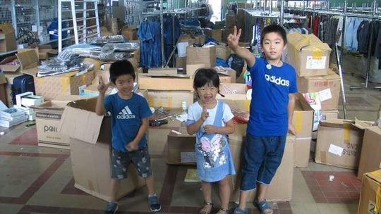 Lokalni kupcy opuścili popularny sklep w mieście. Wprowadzili się Chińczycy