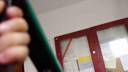 Lokator terroryzuje mieszkańców bloku na Czechowie