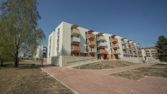 Lokatorzy Mieszkań Plus podpisują umowy na 26 lat