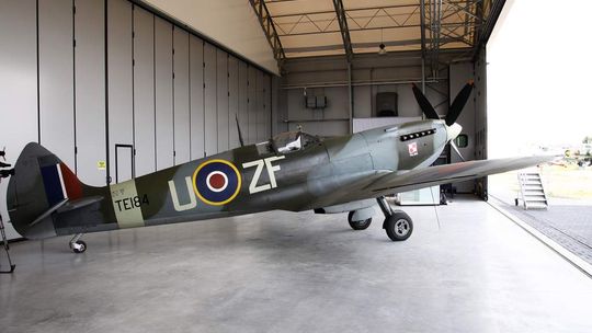 Lotnisko Lublin: Spitfire nie przyleci w czwartek, lot przełożony