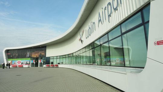 Lotnisko Lublin zapada w zimowy sen. Zniknęły aż cztery kierunki