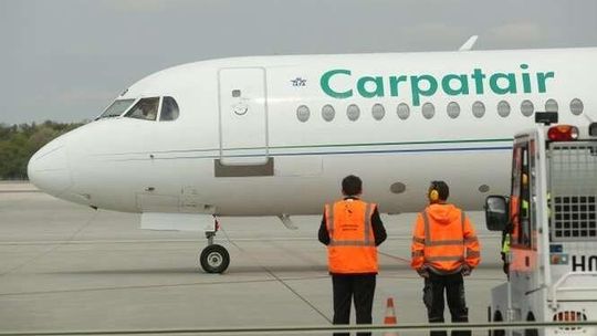 Lotnisko na celowniku CBA: Oszustwo przetargowe? Szef portu: "To element walki politycznej"