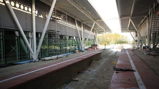 Lotnisko: Tor szynobusów gotowy do końca października