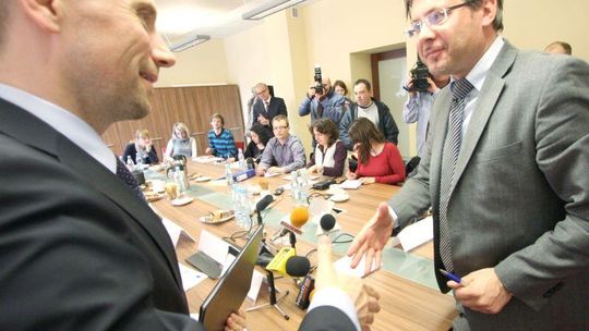 Lotnisko w Świdniku: Umowa na płytę postojową samolotów