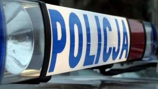 Lubartów: 16-latek wjechał motorowerem w samochód