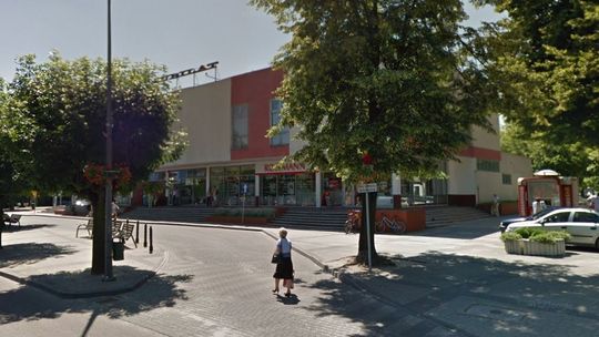 Lubartów: Dom Handlowy Jubilat wystawiony na sprzedaż