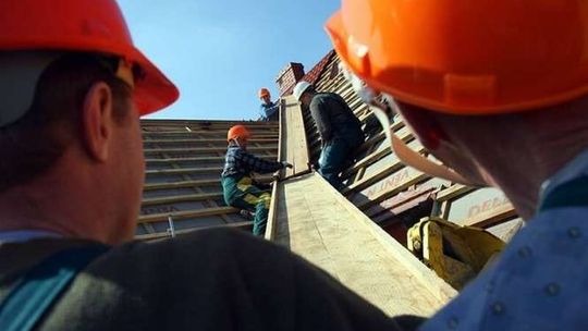 Lubartów: Kolejka chętnych po darmowy dach