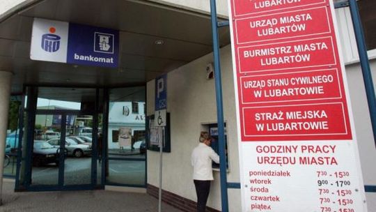 Lubartów: Urząd zwalnia i zatrudnia