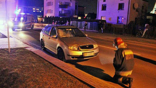 Lubartów: Zmarł pieszy potrącony na przejściu przez samochód 