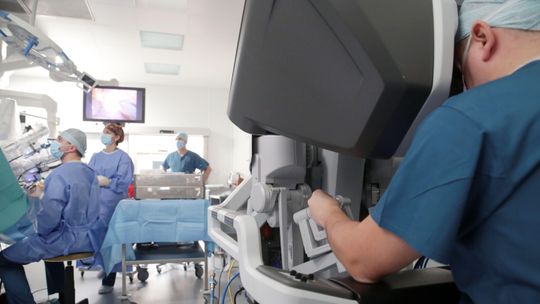 Lubelscy lekarze sprawdzili jak sobie radzi Da Vinci na sali operacyjnej