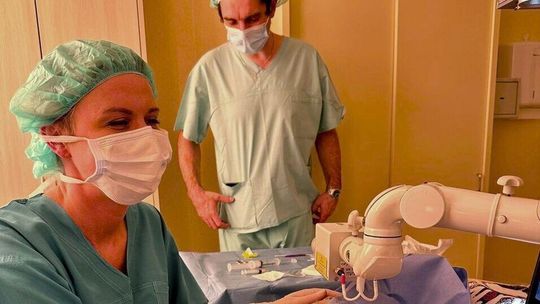 Lubelscy okuliści walczą ze stożkiem rogówki. Ten zabieg refunduje NFZ