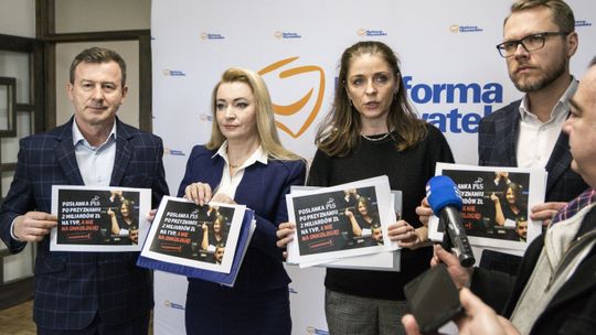 Lubelscy politycy PO o decyzjach PiS: "Pokazali nam środkowy palec"