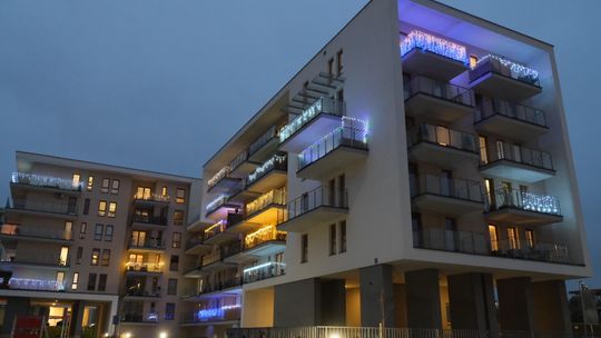 W których dzielnicach Lublina mieszkania są najtańsze, a gdzie trzeba zapłacić najwięcej? Lepiej wybrać ofertę dewelopera czy lokal z rynku wtórnego? Sytuację ocenia Kamil Janas, prezes zarządu Big City Broker.