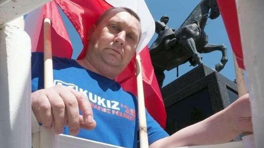 Lubelski sztab Kukiza to 20 osób. 'Rozpoznawaliśmy się po koszulkach'