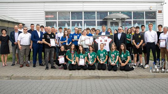 Lubelski Związek Piłki Ręcznej nagrodził partnerów i przyjaciół wspierających związek oraz kluby uczestniczące w sportowej rywalizacji w sezonie 2020/2021