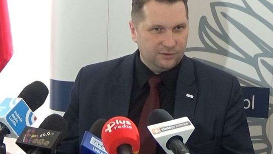 Lubelskie: 100 pomników, tablic i obelisków do usunięcia [lista]