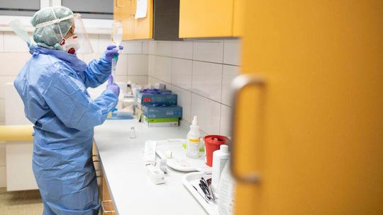 Lubelskie: 8 ognisk koronawirusa, w tym 2 nowe. Jedno to efekt "osiemnastki" 