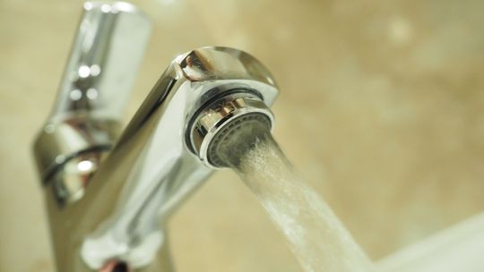 Lubelskie. Bakterie coli w wodociągu. Wyszło to w próbkach pobranych w Biedronce