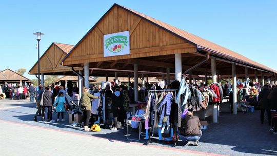 Lubelskie: Burmistrzowie zamykają targowiska. "Jeśli się zamyka szkoły, zamknięcie targowiska jest zasadne"