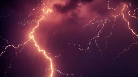 Lubelskie: Burze z gradem przejdą nad naszym regionem. IMGW ostrzega