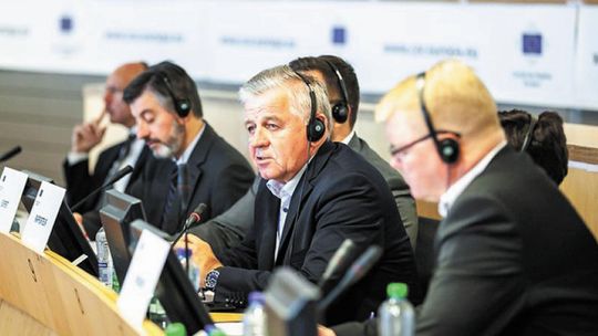 Lubelskie: Były marszałek województwa chce walki z ASF