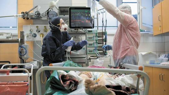 Lubelskie. Coraz więcej pacjentów w szpitalach. Przekroczona granica 50 procent