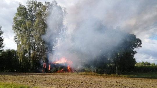 Lubelskie: Drewniany dom spłonął doszczętnie. Właściciel cudem uszedł z życiem 