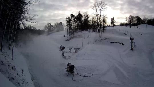 Lubelskie: Dzisiaj rusza ośrodek narciarski w Chrzanowie. Co z pozostałymi?