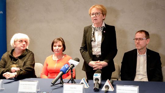 Lubelskie: Grypa coraz groźniejsza dla mieszkańców województwa. Zmarły już trzy osoby [wideo]