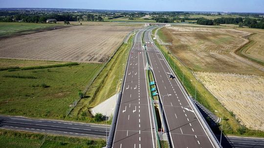 Lubelskie: Kierowcy się niecierpliwią, dlaczego ekspresowa S12 jeszcze nie została otwarta?